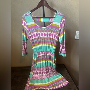 Aztec quarter sleeve dress size small